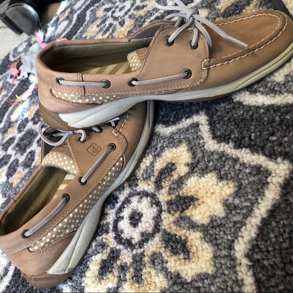 Polka dot sperry top siders